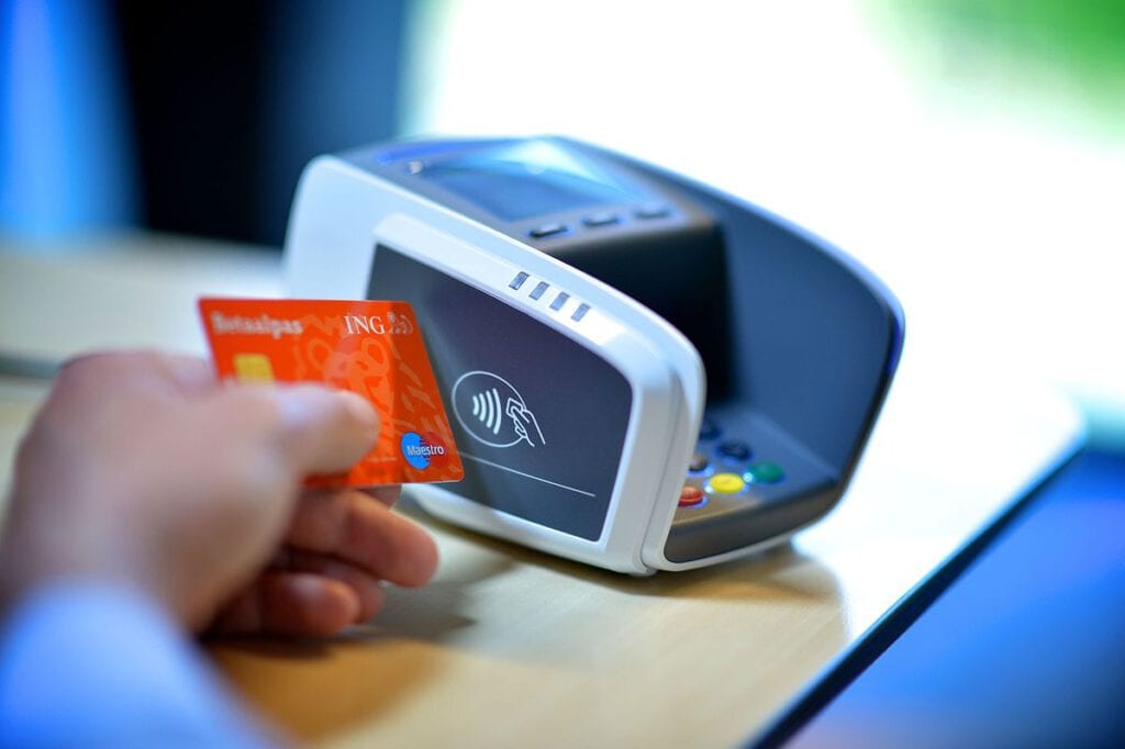 Maestro debit card and card reader