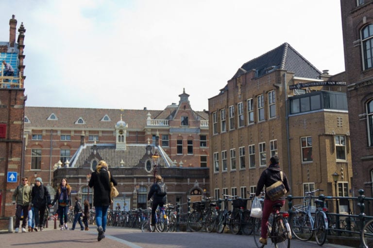 study financing, student loans, study in the Netherlands, expat, study, student life, student