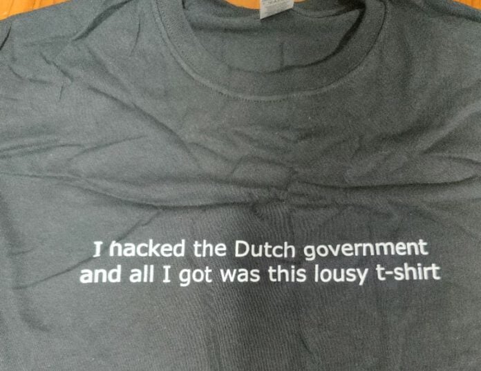 Photo-of-T-shirt-received-by-man-who-pointed-out-vulnerability-in-Dutch-security
