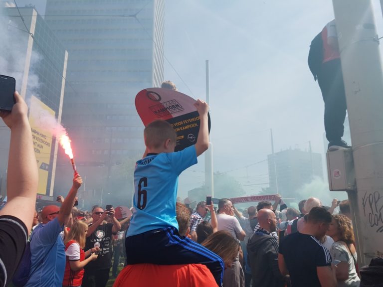 Dutch mother gives birth in Belgium so husband can call child Feyenoord