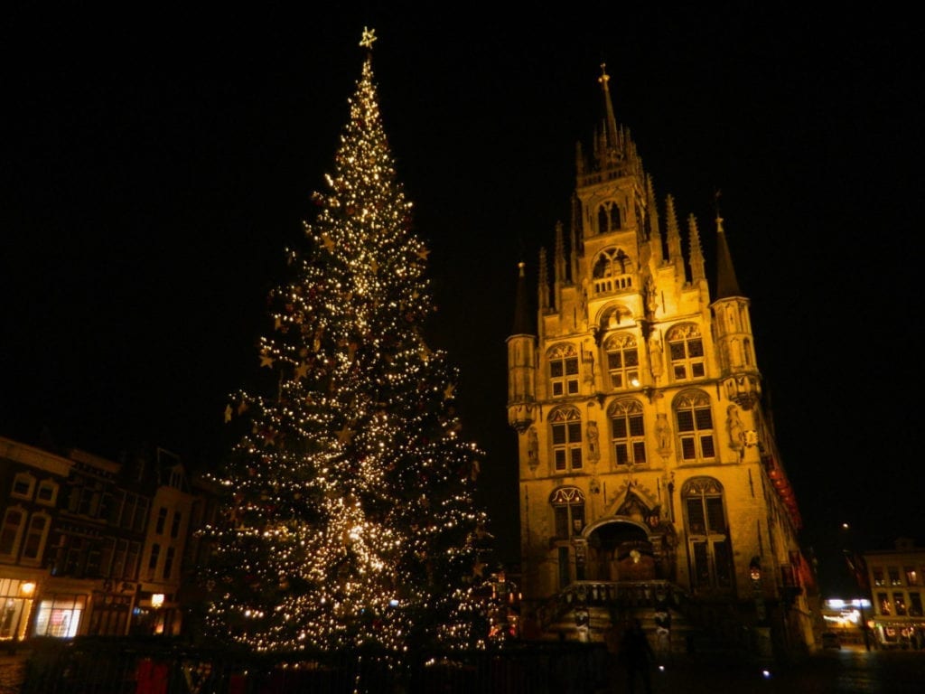 What happens at Christmas in the Netherlands? A guide to the winter holidays DutchReview What happens at Christmas in the Netherlands? A guide to the winter holidays DutchReview