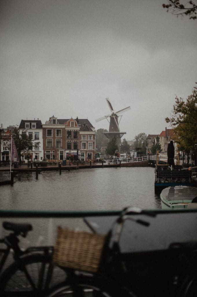 Leiden in the rain