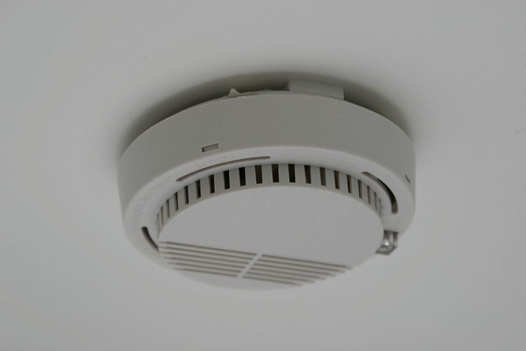 Smoke detectors to be added to every household in the Netherlands