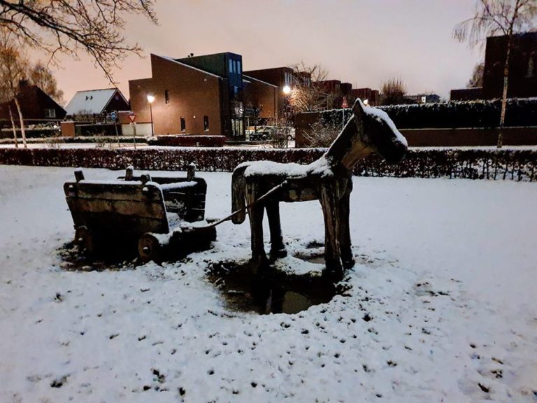 It snows once in the Netherlands and the country is already a mess