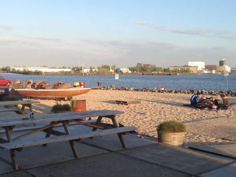 5 urban beaches in Amsterdam that give you that holiday feeling