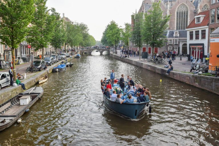 How to rent a boat in the Netherlands in 2026
