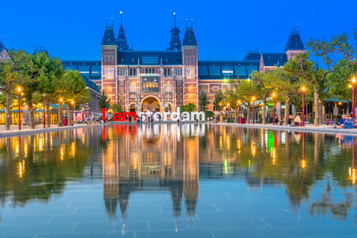 tourist traps netherlands