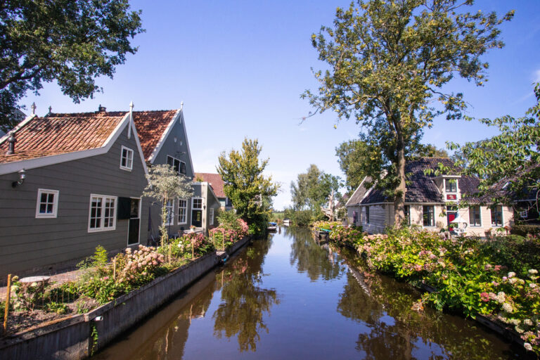 photo-of-one-of-the-best-authentic-Dutch-villages-worth-visiting