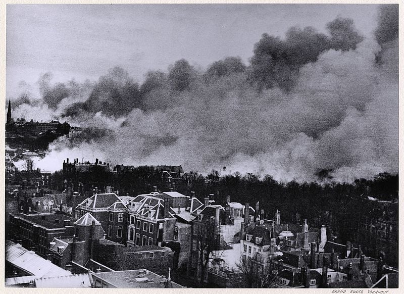 The bombing of the Bezuidenhout area in the Hague, 1945