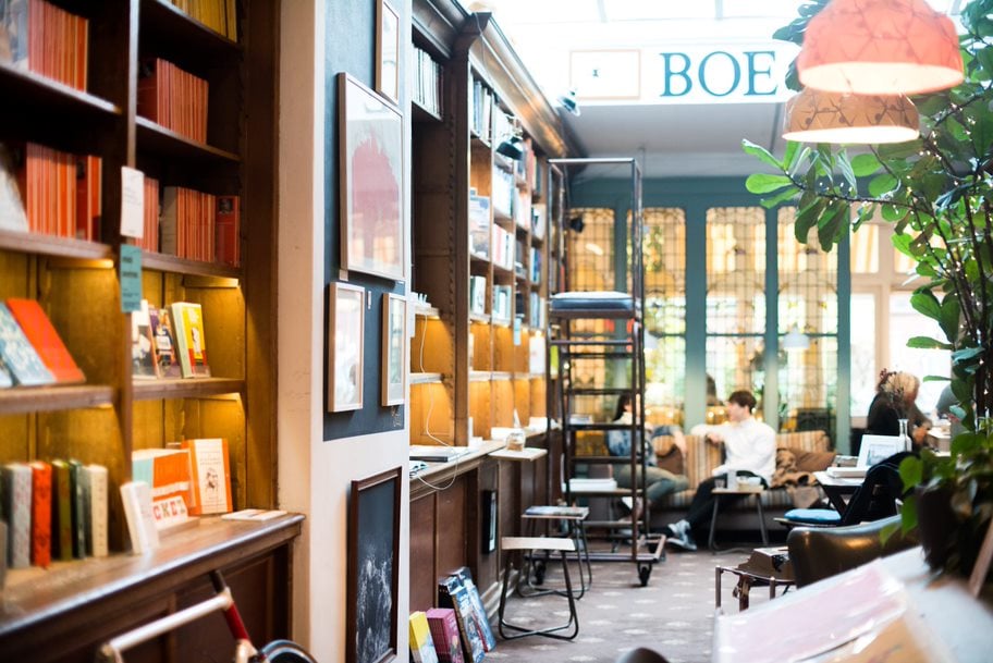 Bookstor-cafe-the-hague