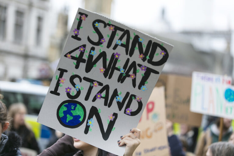 Hundreds of climate activists arrested for blocking the A12 highway