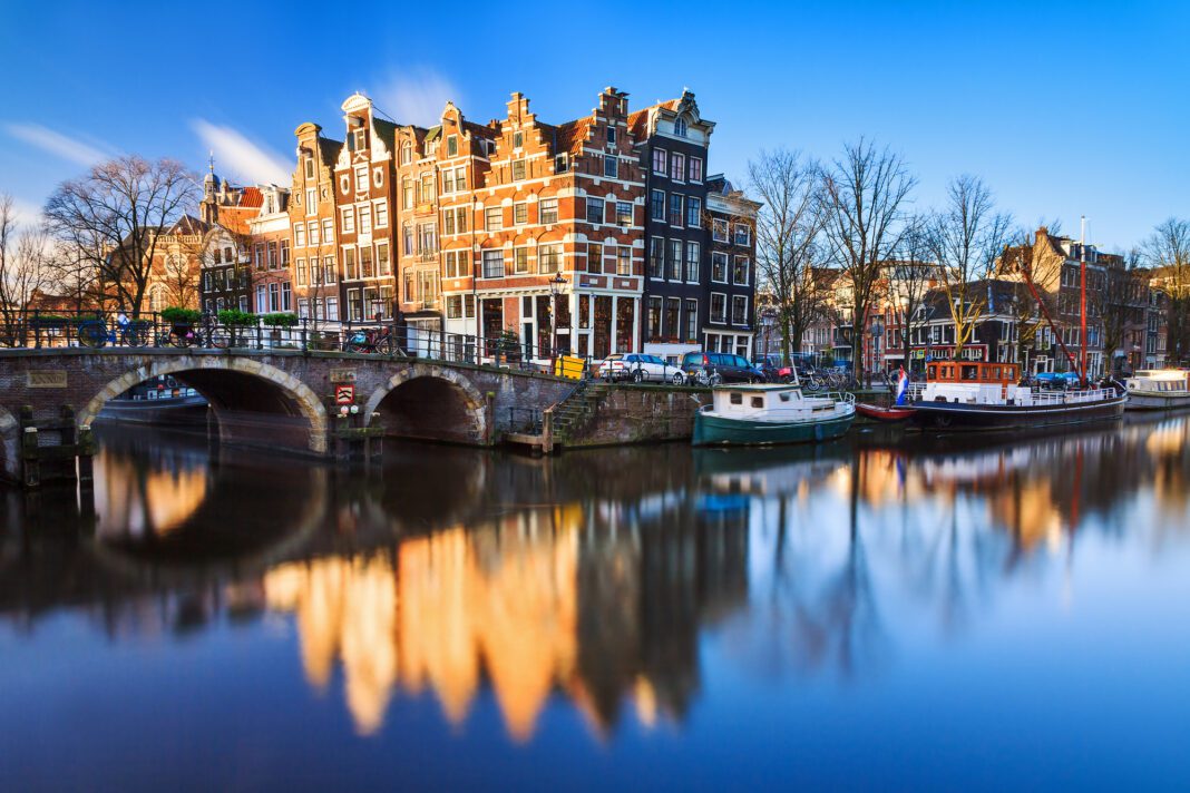sunny-crisp-winter-weather-in-the-netherlands