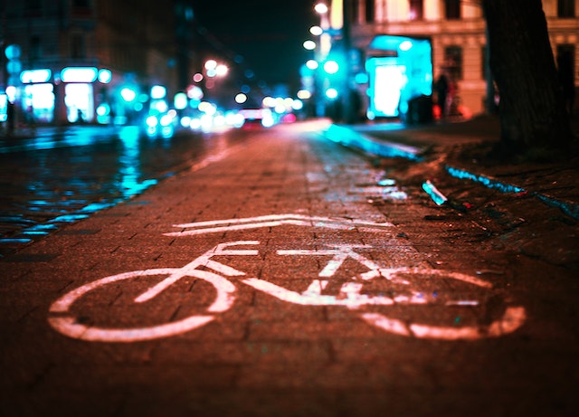 image-of-bike-lane-at-night