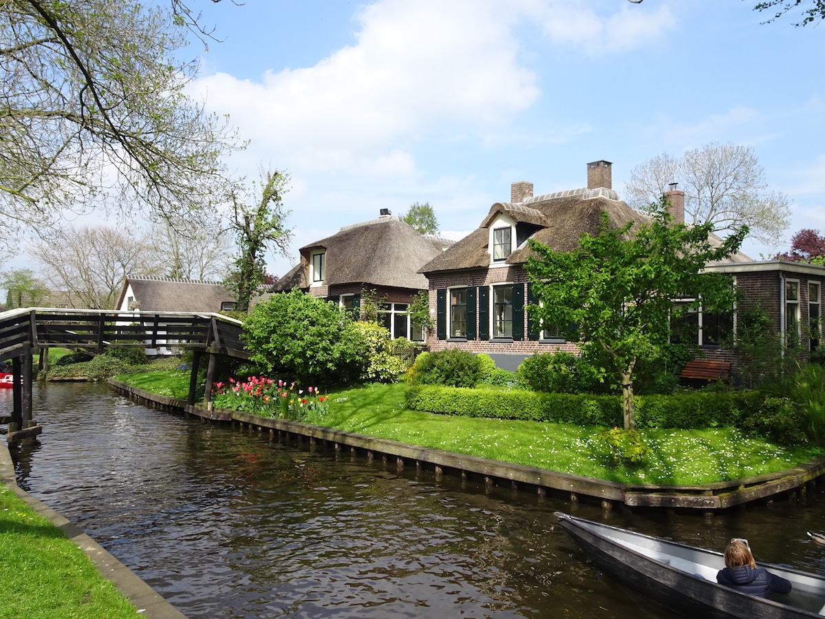 Giethoorn: The Chinese Venice of the Netherlands | DutchReview