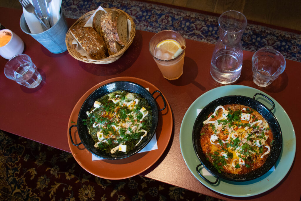 photo-of-red-and-green-shakshuka-from-koffiebar-namasté