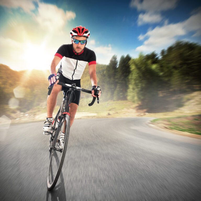 Dutch people turned headwind cycling into a competition — and it’s absolutely hilarious