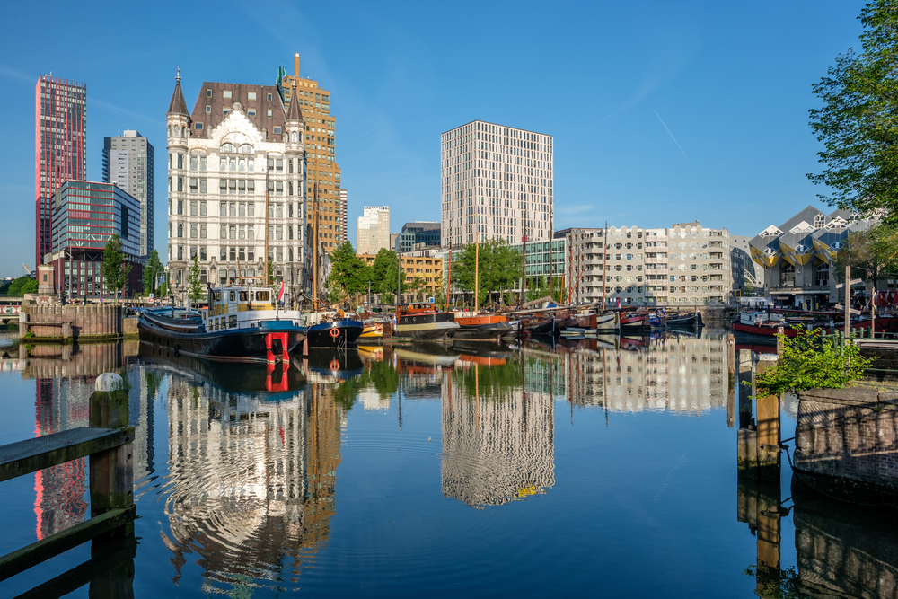Photo-of-Rotterdam-skyline-Dutch-city