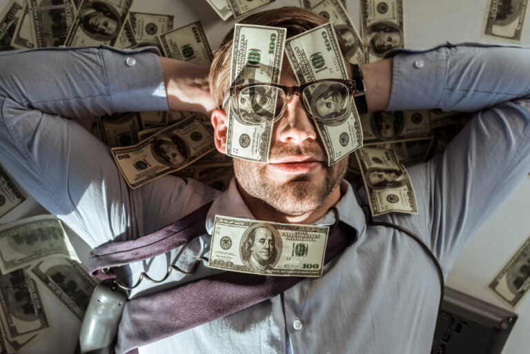 The richest Dutch spend the least of their income on taxes