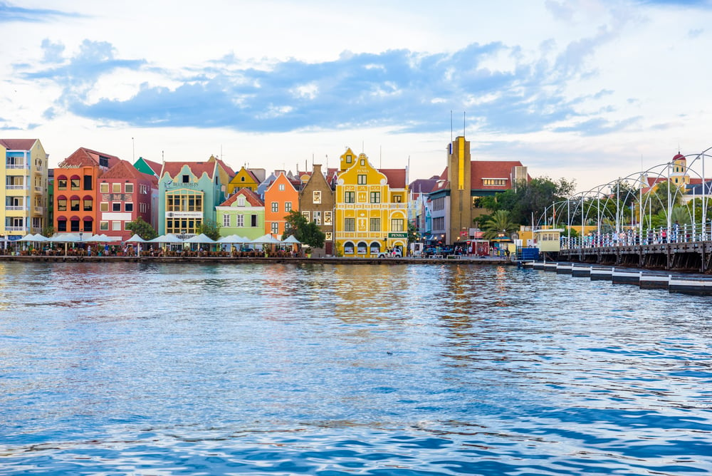 Colourful-historic-city-centre-of-Willemstad-Curacao