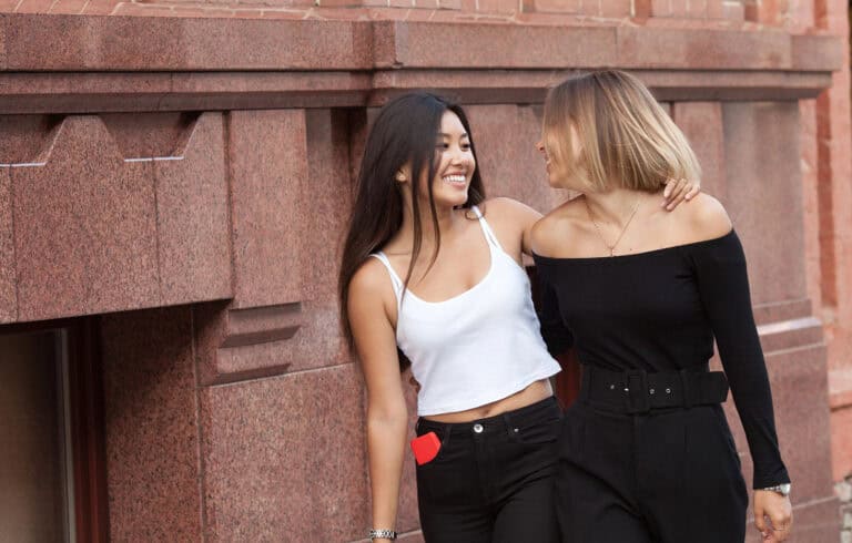 Making Dutch friends as an international: our 21 best tips