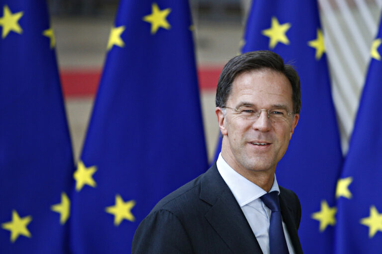 Netherlands shoots down quick entry of Ukraine to EU