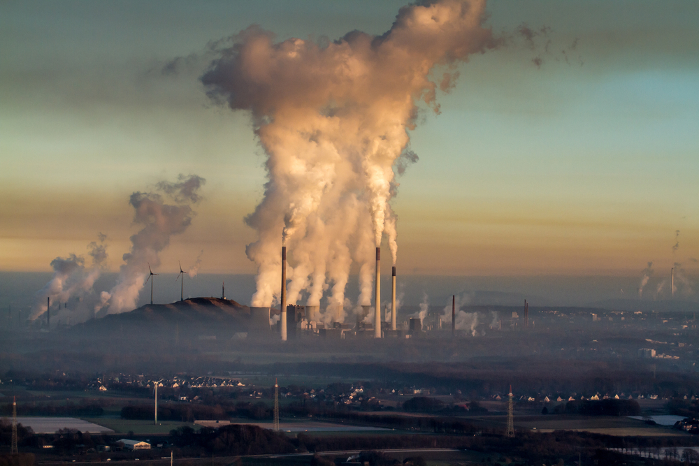 Power=plants-emitting-fossil-fuels-into-the-air