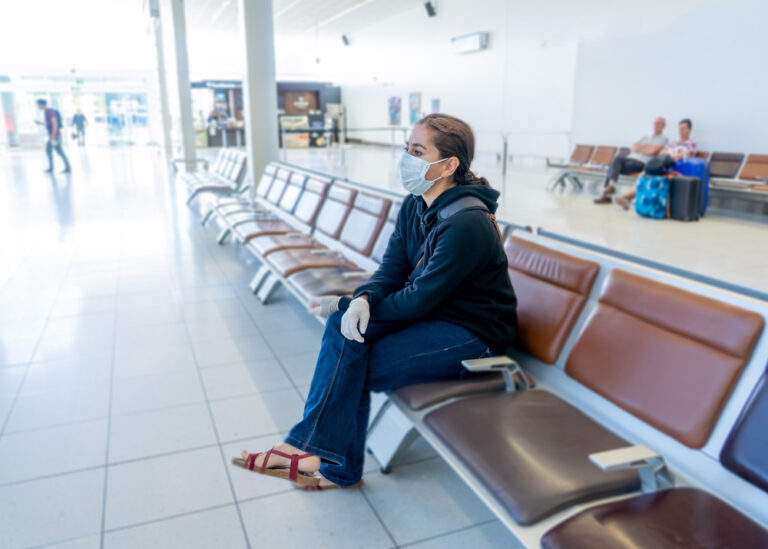 PCR tests and quarantine: Dutch health experts advise strict measures for travellers to the Netherlands
