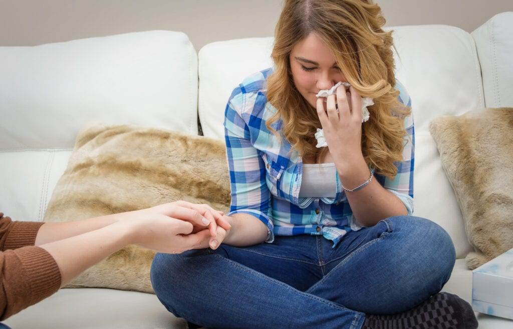 Dutch-girl-crying-after-goaing-through-gay-conversion-therapy