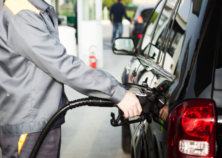 Hoera! (we guess) Dutch petrol prices are at their lowest this year
