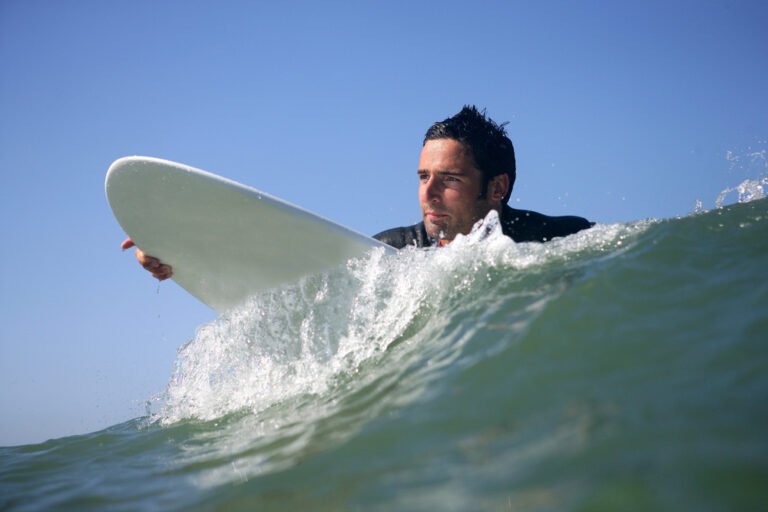 It’s almost here! Here’s where you can soon go surfing in the centre of Rotterdam