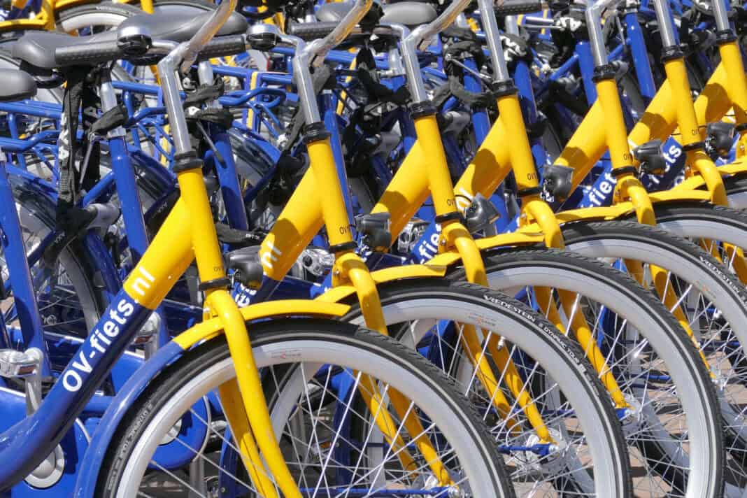 picture-of-OV-fiets-lined-up