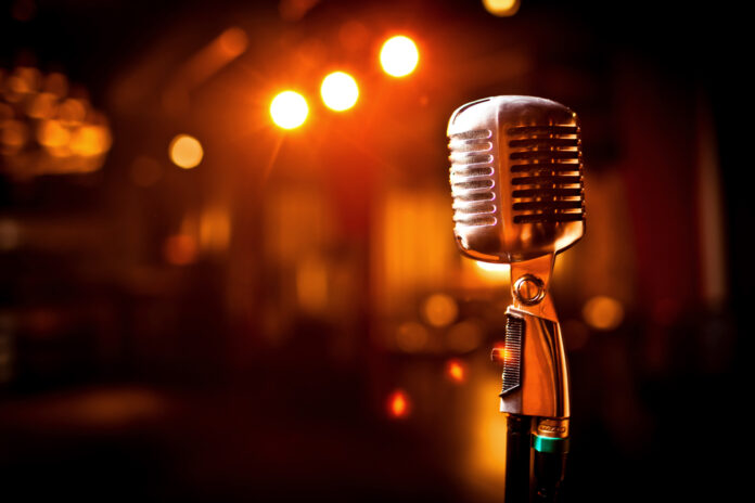 photo-of-a-microphone