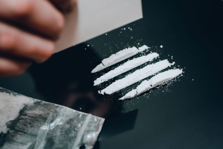 Caught on camera: Dutch worker fired after snorting drugs on the job