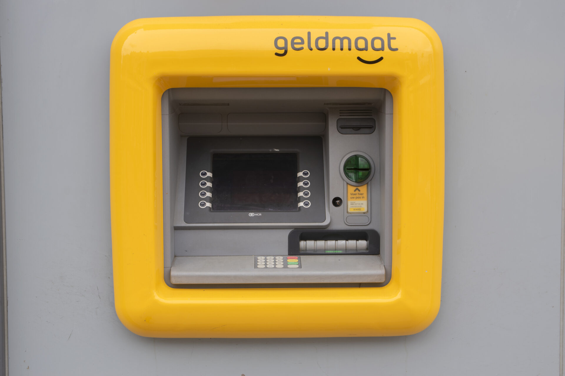 Hundreds Of Dutch ATMs Close Permanently What Does This Mean   Dutch ATM Geldmaat 1920x1280 