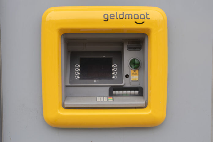 Geldmaat-ATM-in-amsterdan
