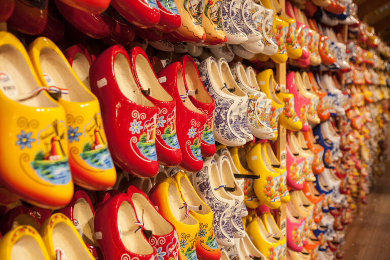 Dutch Quirk #118: Not actually wear clogs (despite what the world thinks)
