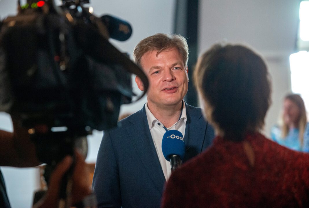 Dutch-politician-pieter-omtzigt-sharing-his-immigration-policy