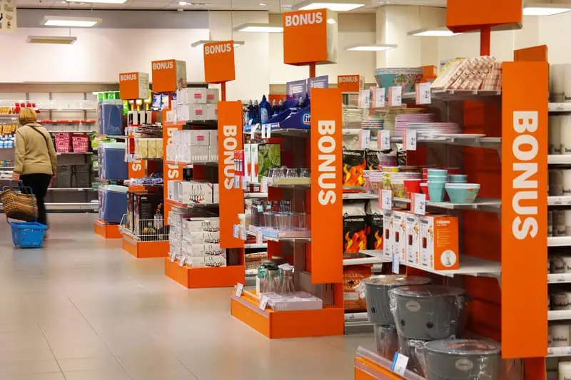 photo-of-interior-of-Dutch-supermarket-albert-heijn