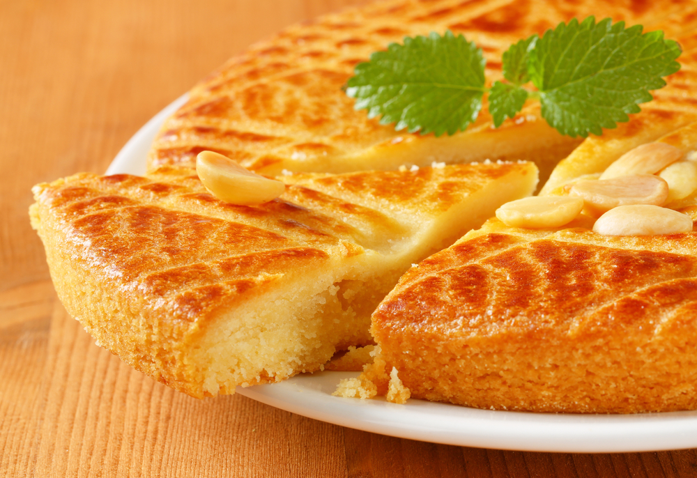 Dutch-boterkoek-butter-cake-treat-on-plate-with-leaf