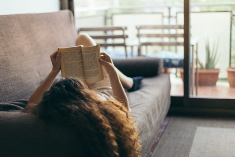5 top-tier books by Dutch authors to read when discovering the Netherlands