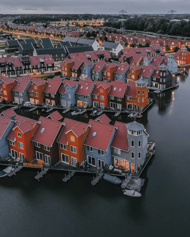 colourful-dutch-houses-at-night-fall-groningen