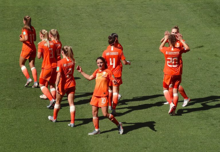 Dutch women’s football team bought 30 orange bikes to travel in NZ for the World Cup — here’s what they did next
