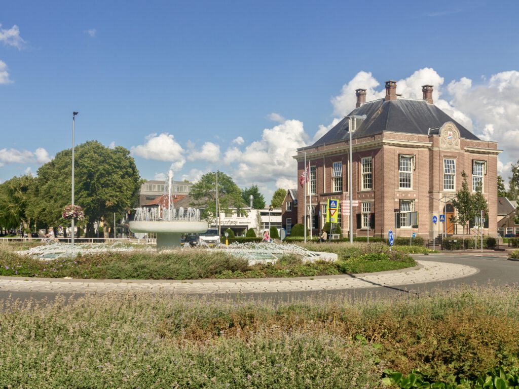 photo-of-Hoofddorp-square-on-a-sunny-day-in-the-netherlands
