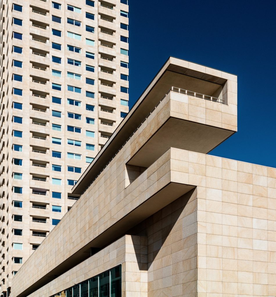 Photo-of-New-Orleans-Building-Rotterdam