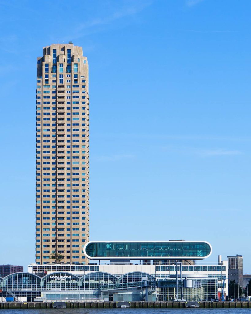 Photo-of-full-length-of-New-Orleans-building-Rotterdam