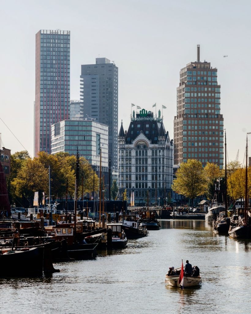 Photo-of-architecture-Rotterdam