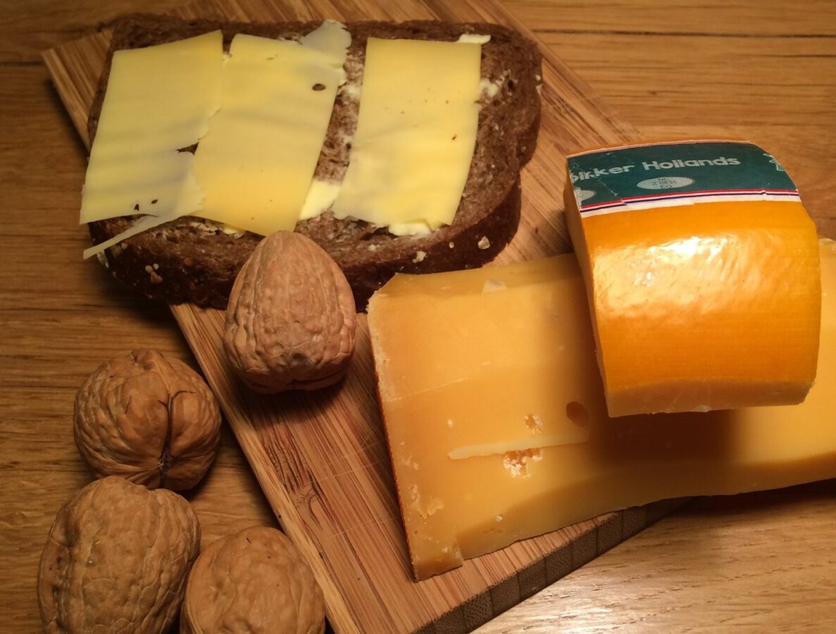 Let's talk about the tale of Dutch Cheese: Can you cut it?