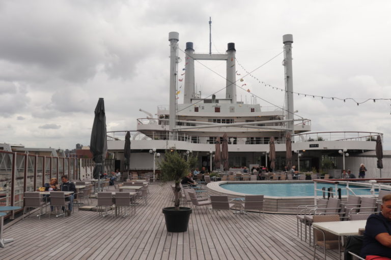 A day on board of the ss Rotterdam: a vintage voyage