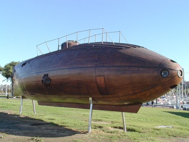 dutch-invention-submarine