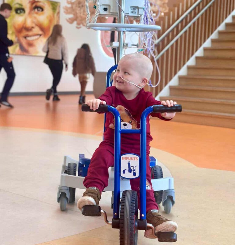 Incredible Dutch ‘infusion’ bikes will be used by young cancer patients worldwide